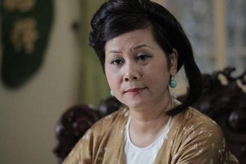 NSND Minh Hằng tuổi 62: Mua sẵn mộ phần trên đồi cao, buồn vì không có con cái