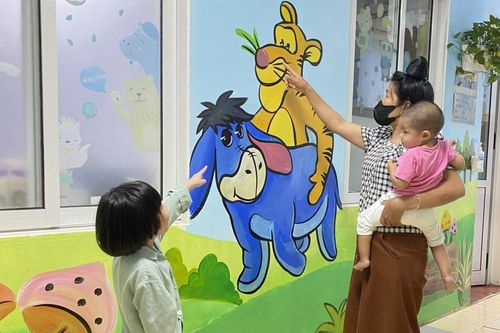 Mang nụ cười cho các bệnh nhi tại Bệnh viện Tim Hà Nội
