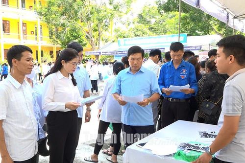 Đẩy mạnh đưa người lao động đi xuất khẩu lao động