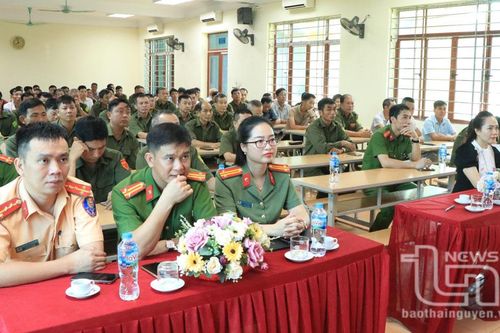 Phổ Yên: Bồi dưỡng nghiệp vụ cho lực lượng bảo vệ dân phố