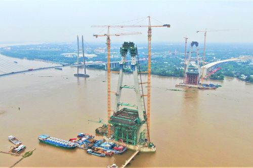 Chậm tiến độ do thiếu cát
