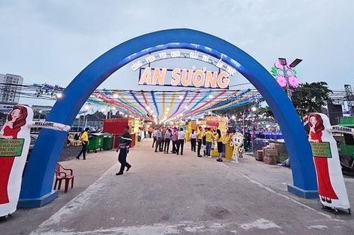 'Cho mượn' 2 ha đất công trình công cộng trong dự án 66 ha để mở chợ đêm?