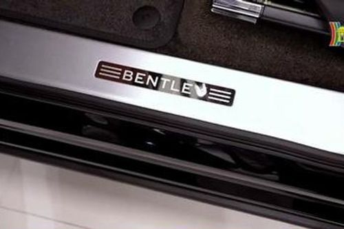 Bentley Bentayga 2024 bổ sung loạt trang bị mới