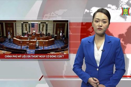 Chính phủ Mỹ liệu đã thoát nguy cơ đóng cửa? | Nhìn ra thế giới | 02/10/2023