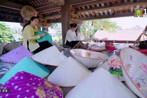 Đại sứ nón làng Chuông