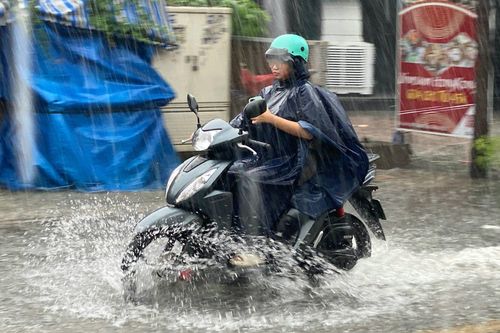 Mưa lớn ở TP.HCM và Nam Bộ kéo dài đến khi nào?