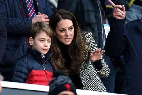 Vương phi Kate hé lộ gì về tương lai của Hoàng tử George?