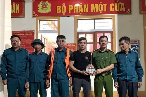 Nghệ An: Tìm nam sinh mất tích, thấy ví chứa nhiều tiền rơi từ... 2 năm trước
