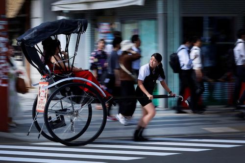 Những phụ nữ hành nghề phu xe ở Tokyo