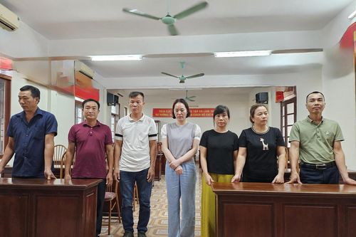 Bắt cặp vợ chồng điều hành đường dây 'lô - đề' lớn