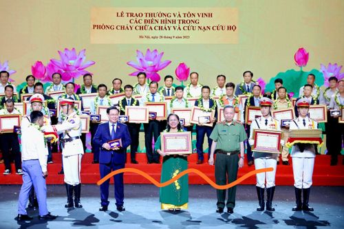 Chuyện về người nữ Bí thư chi bộ nhiệt huyết với công tác phòng cháy, chữa cháy