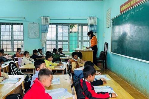 Đắk Lắk: Huyện Krông Pắc thiếu giáo viên, phải nhập 6 lớp thành 3 lớp
