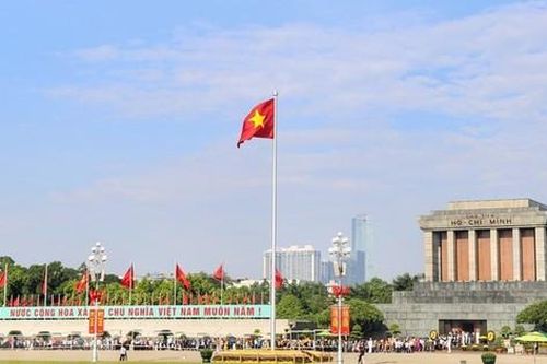 Đề nghị xây dựng Pháp lệnh Giữ gìn lâu dài, bảo vệ tuyệt đối an toàn thi hài Chủ tịch Hồ Chí Minh và quản lý, bảo vệ công trình Lăng Chủ tịch Hồ Chí Minh
