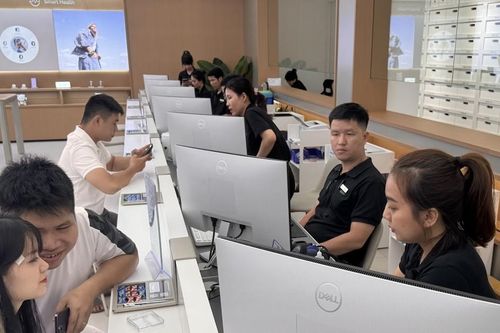 OPPO Việt Nam ra mắt Trung tâm Dịch vụ khách hàng cao cấp đầu tiên tại Việt Nam