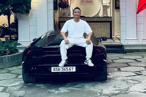 Lamborghini Huracan hơn 14 tỷ định danh biển 'VIP' của xe bình dân Hyundai i20