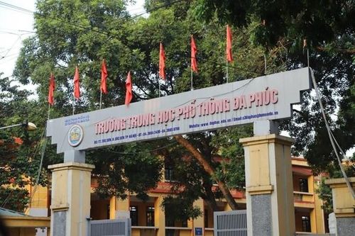 Hà Nội: Xem xét kỉ luật học sinh đăng video cô giáo kéo lê học sinh