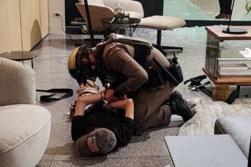 Điểm tin thế giới sáng 4/10: Vụ nổ súng ở Thái Lan, Iran tập trận quy mô lớn với UAV, đoàn nghị sĩ Mỹ công du Đông Bắc Á