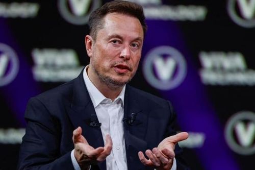 Ukraine chỉ trích Elon Musk về vụ ảnh chế ông Zelenskyy đi tìm viện trợ