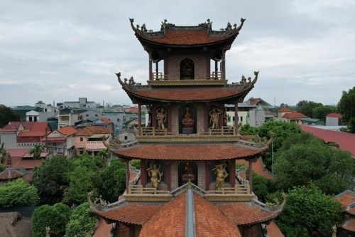 Chiêm ngưỡng không gian ngôi chùa gốm sứ 'độc nhất' ở Bát Tràng