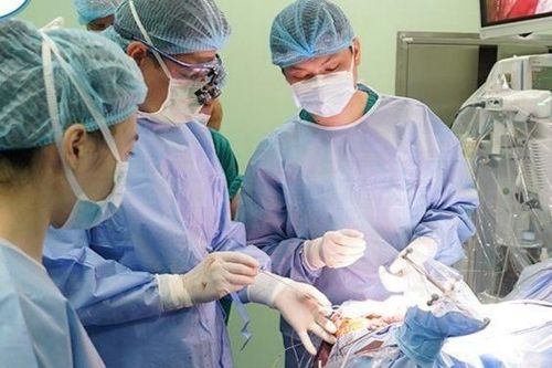 Tình hình 2 bệnh nhi sau chữa động kinh bằng kỹ thuật lần đầu thực hiện tại Việt Nam