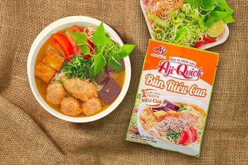 Có ngay tô bún riêu cua ngon đúng điệu tại nhà với gia vị nêm sẵn Aji-Quick Bún Riêu Cua
