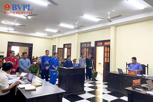 Gây thương tích do mâu thuẫn khi chơi game online, 7 bị cáo lãnh án