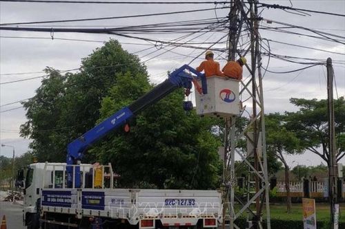 Đảm bảo an toàn các công trình điện trước mùa mưa bão