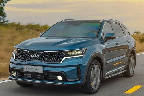 Kia Sorento bị triệu hồi vì lỗi camera lùi