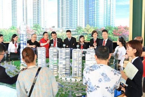 Môi giới bất động sản trụ lại với nghề sẽ bùng nổ khi thời tới