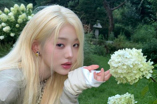 Nữ thần 2K4 lột xác 'cực bén' với mái tóc vàng óng, netizen khen: 'Xinh miễn bàn'