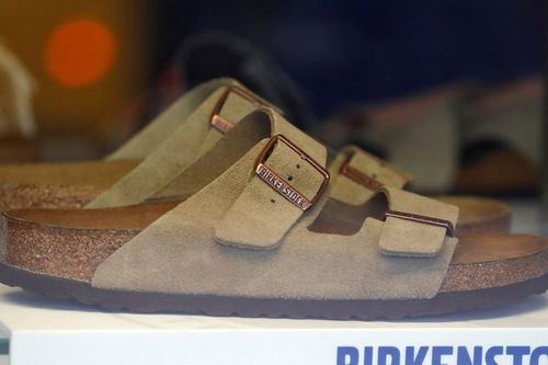 Birkenstock đặt mục tiêu định giá 10 tỷ USD khi tiến tới Phố Wall