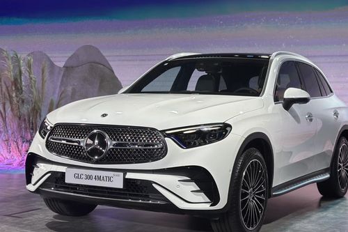 Hơn 4.400 xe Mercedes tại Việt Nam phải triệu hồi