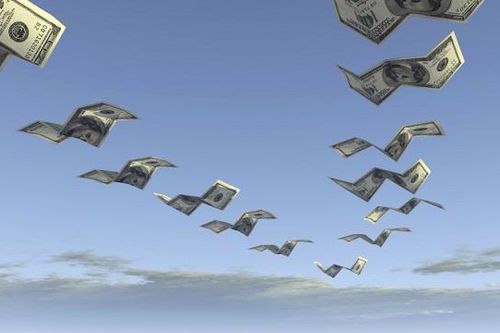 Các quỹ ETF tiếp tục bị rút ròng 2.100 tỷ đồng trong tháng 9