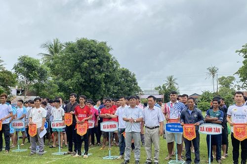 Ia Pa: Hơn 180 vận động viên tham gia Giải bóng đá truyền thống lần thứ XX