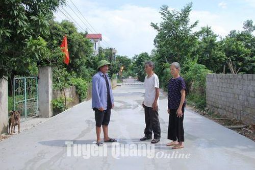 Ông Đường vận động làm đường