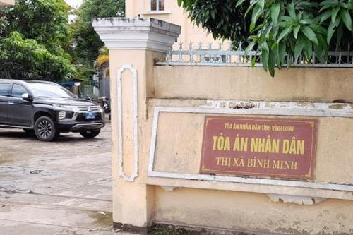 Phó chánh án TAND thị xã Bình Minh bị bắt quả tang nhận hối lộ