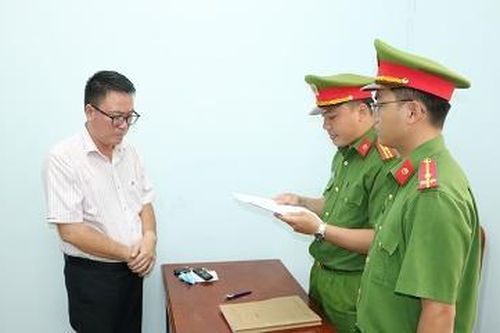 'Nổ' có nhiều đất nền, gã 'cò' đất chiếm đoạt gần 10 tỷ đồng