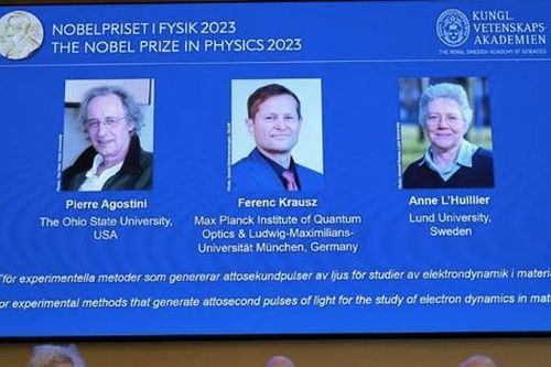 Giải Nobel Vật lý năm 2023 vinh danh ba nhà khoa học Agostini, Krausz và L'Huillier