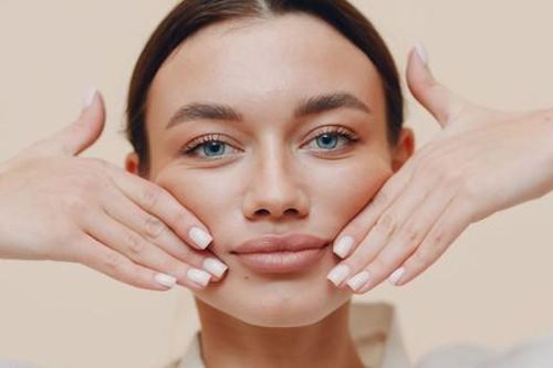 Bí quyết giúp giảm nếp nhăn rãnh cười trên khuôn mặt
