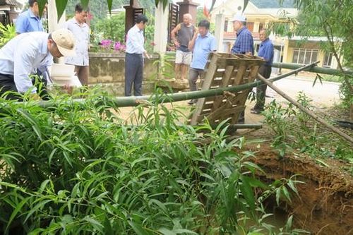 Liên tiếp xuất hiện hố sụt tại Quảng Bình, cơ quan chức năng vào cuộc