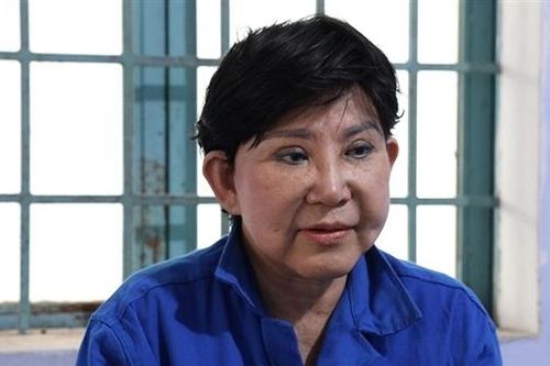 Vén màn kịch tinh vi của 'Phù thủy' thẩm mỹ
