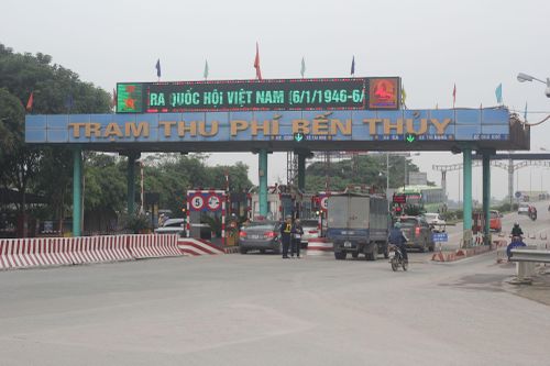 Thu phí không dừng tại hai trạm BOT Bến Thủy liên tục mất kết nối do mất điện