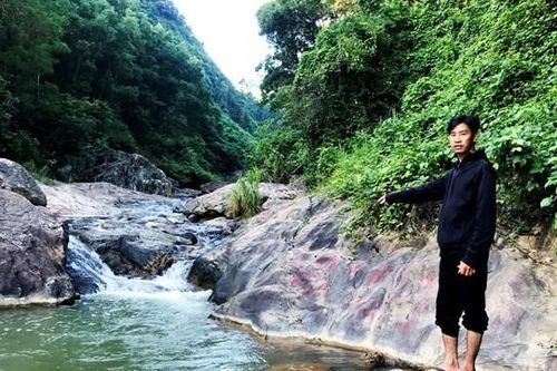 Đề xuất khen thưởng người đàn ông cứu nam sinh bị đuối nước