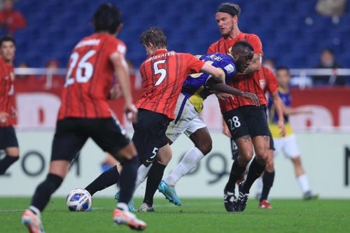 Hà Nội FC thua đậm 0-6 trước Urawa Reds tại AFC Champion League