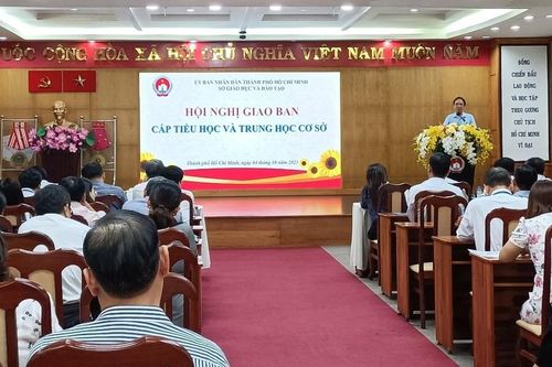 Rà soát việc thực hiện các khoản thu đầu năm học tại TPHCM