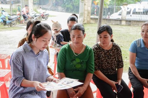 Làm tốt công tác chăm sóc sức khỏe bà mẹ, trẻ em cho đồng bào dân tộc thiểu số