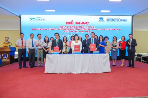 Hai ngành Thanh nhạc, Y học dự phòng lần đầu được kiểm định chất lượng