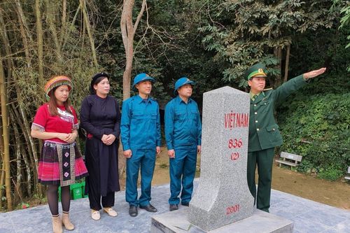 Biên cương nơi quê hương cách mạng