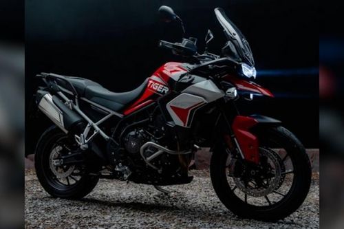 Hình ảnh 2023 Triumph Tiger 900 GT Aragon Edition tại thị trường Đông Nam Á