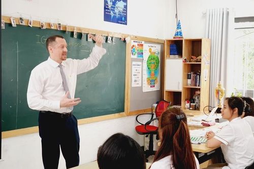 Ninh Bình chỉ đạo không xén thời gian học chính khóa để tổ chức ngoại khóa